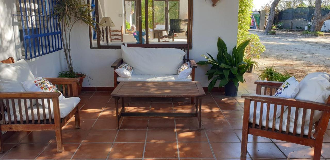 En Finca Las Dunas Dos Chalets Con Jacuzzis En Primera Linea De Playa , Uno De 4 Dormitorios Y Otro De 2 Dormitorios, Llama Al Seiscientos Veintisiete Cuatrocientos Diecisiete Trescientos Noventa Y Ocho โรตา ภายนอก รูปภาพ