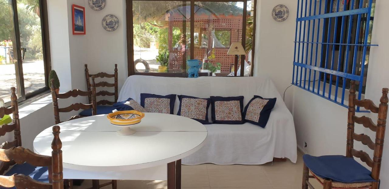 En Finca Las Dunas Dos Chalets Con Jacuzzis En Primera Linea De Playa , Uno De 4 Dormitorios Y Otro De 2 Dormitorios, Llama Al Seiscientos Veintisiete Cuatrocientos Diecisiete Trescientos Noventa Y Ocho โรตา ภายนอก รูปภาพ