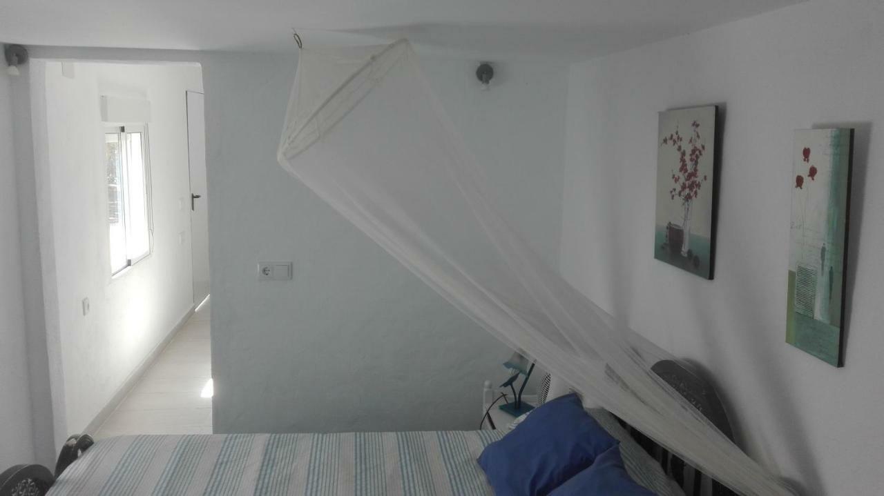 En Finca Las Dunas Dos Chalets Con Jacuzzis En Primera Linea De Playa , Uno De 4 Dormitorios Y Otro De 2 Dormitorios, Llama Al Seiscientos Veintisiete Cuatrocientos Diecisiete Trescientos Noventa Y Ocho โรตา ภายนอก รูปภาพ