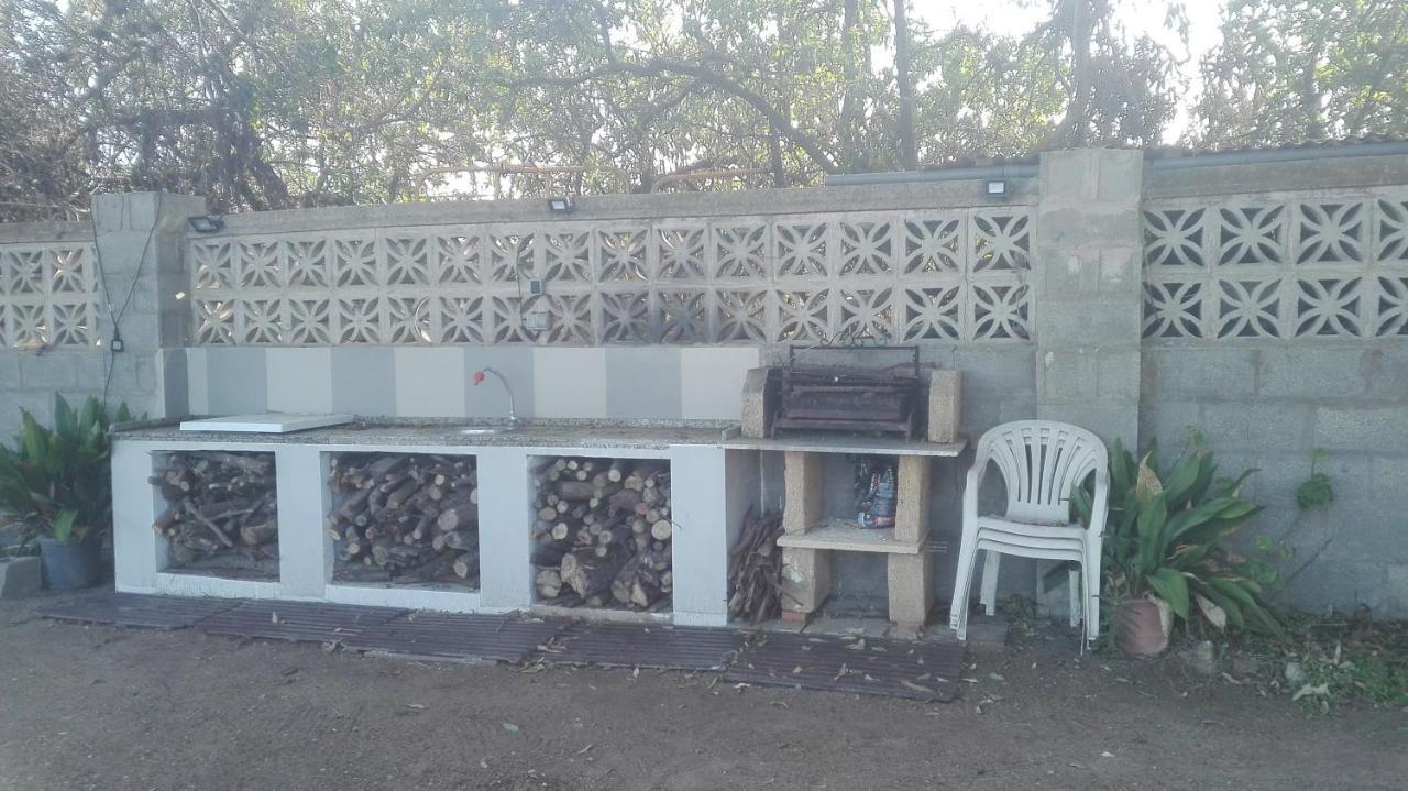 En Finca Las Dunas Dos Chalets Con Jacuzzis En Primera Linea De Playa , Uno De 4 Dormitorios Y Otro De 2 Dormitorios, Llama Al Seiscientos Veintisiete Cuatrocientos Diecisiete Trescientos Noventa Y Ocho โรตา ภายนอก รูปภาพ